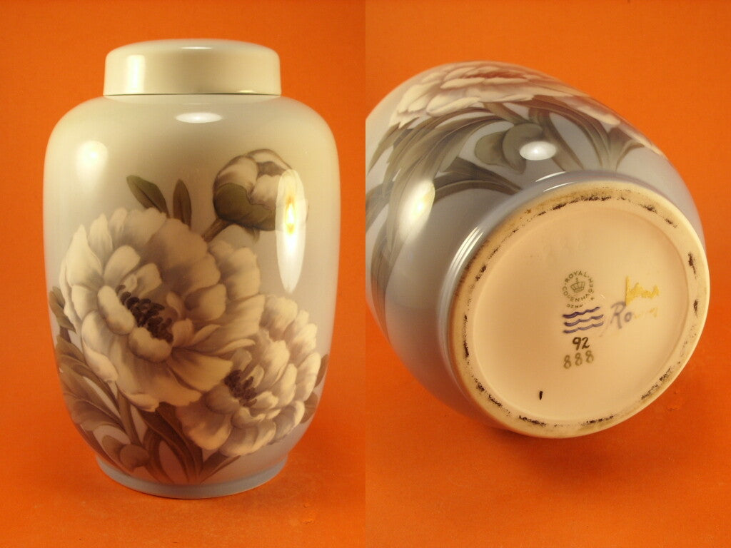 Royal Copenhagen porcellana Vaso Urna Antico in cod 92/888 d'antiquariato, cm 25