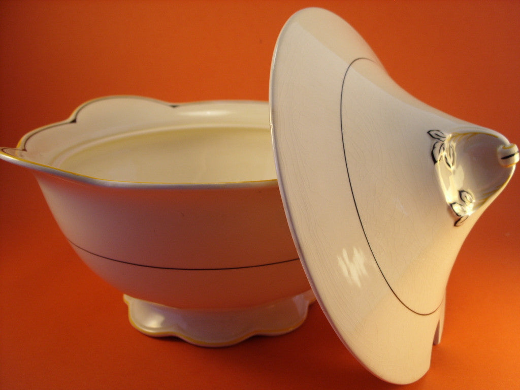 WOODS IVORY WARE ENGLAND ZUPPIERA GRANDE ART DECO'