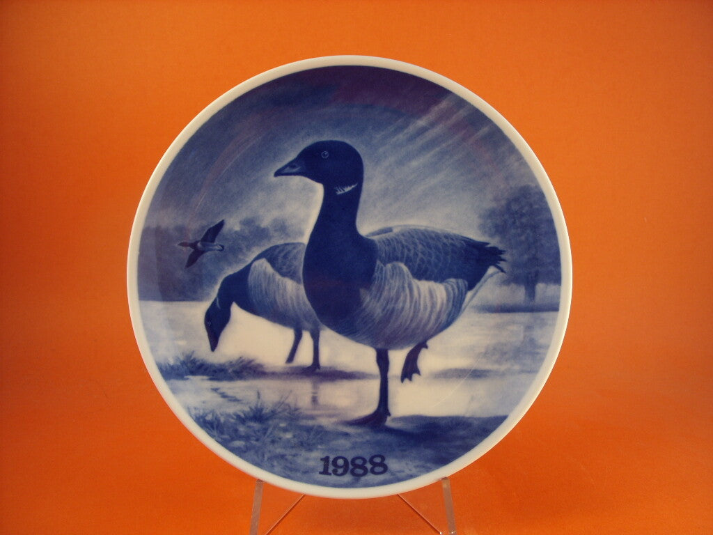 Tove Svendsen Piatto della Caccia, Oca colombaccio, 1988, porcellana danese