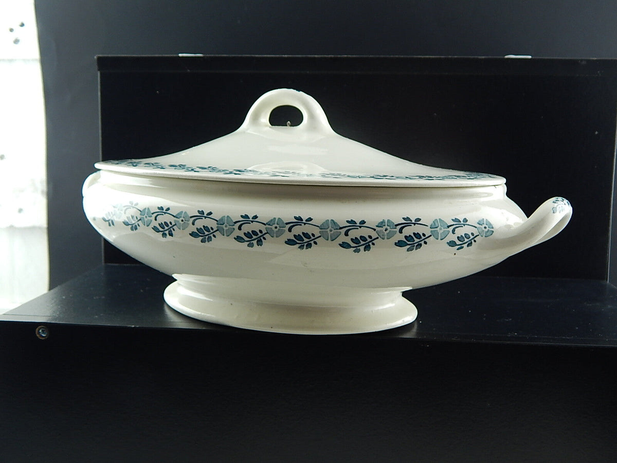 Ceramica tedesca antica Villeroy & Boch, zuppiera da collezione