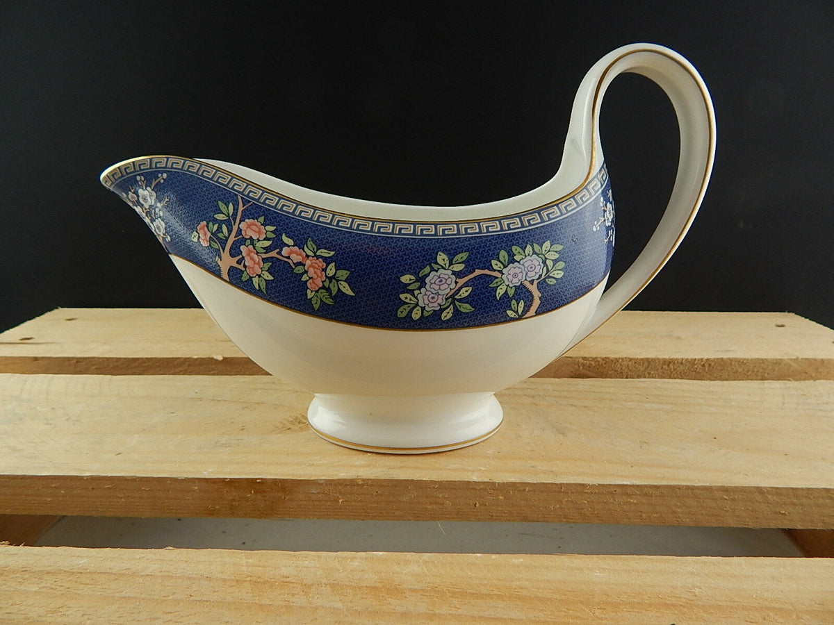 Salsiera Blue Siam Wedgwood in porcellana