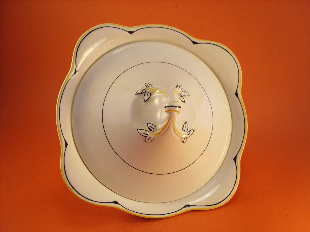 Zuppiera da servizio in ceramica inglese d'epoca anni Trenta, 24x24 cm